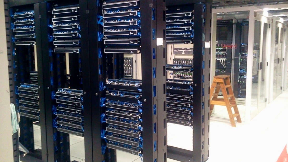 Регламенты по информационной безопасности: доступ, пароли, резервное копирование в Донецке