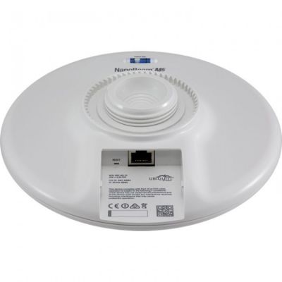 Точка доступа Ubiquiti NBE-M5-19 вид снизу порт Ethernet PoE